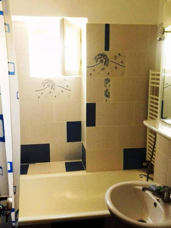 Alpha Apartment Iasi Extérieur photo